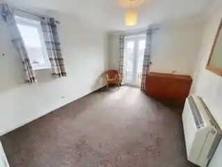 173 Rabournmead Drive, photo 3
