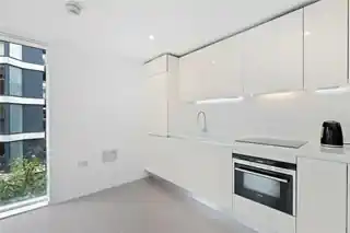 174 Dance Square, photo 2