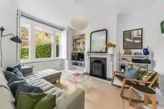 175 Croxted Road, photo 3