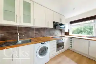 175 Friars Wood, photo 2