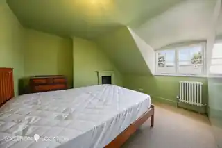 176 Albion Road, photo 2
