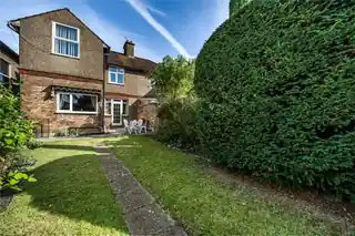 176 Main Road, photo 2