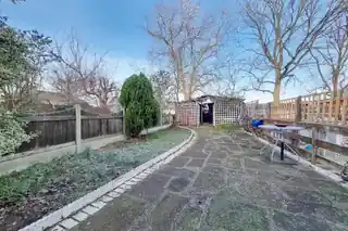 177 Marlborough Road, photo 3