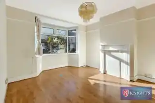 177 Monmouth Road, photo 2