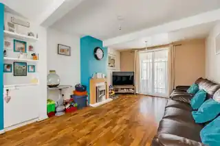 177 St Helier Avenue, photo 2