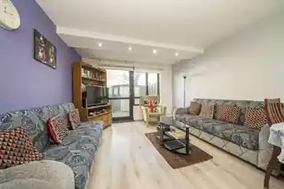 177 Summerwood Road, photo 3