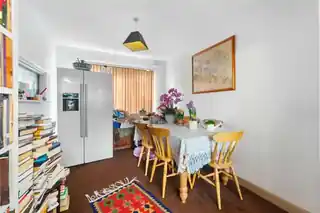 177 Tudor Drive, photo 3