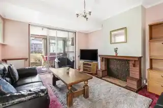 179 Benhill Road, photo 2
