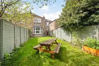 17A Colfe Road, photo 2
