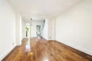 18 Albert Road, photo 4