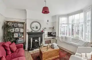 18 Alexandra Road, photo 2
