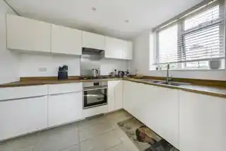 18 Baxter Close, photo 3