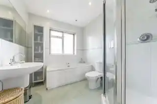 18 Baxter Close, photo 2