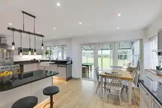 18 Blacksmiths Hill, photo 2