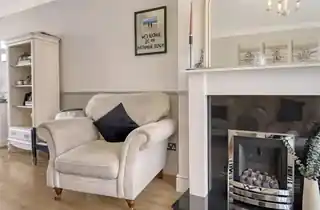 18 Cedar Road, photo 3