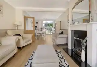 18 Cedar Road, photo 2
