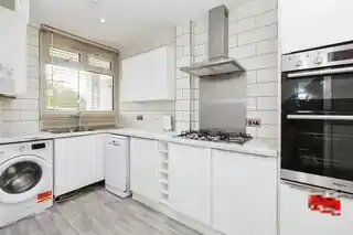 18 Clarkson Street, photo 3
