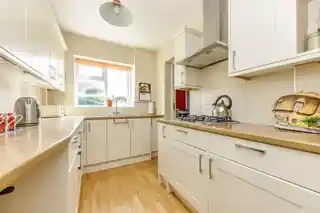 18 Conway Road, photo 3