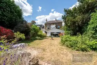 18 Croham Park Avenue, photo 2