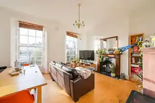 18 Cruikshank Street, photo 2