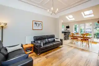 18 Dover Road, photo 4