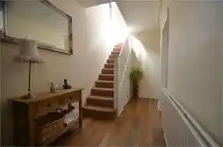 18 Downhurst Avenue, photo 4