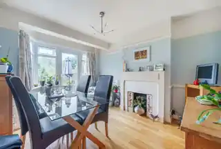 18 Elmwood Close, photo 3