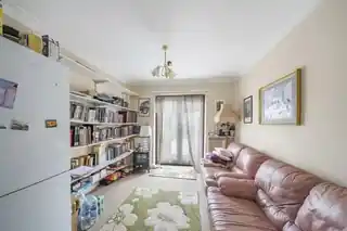 18 Farm Road, photo 2