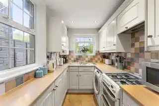 18 Heath Road, photo 4
