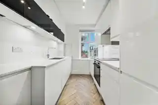 18, Heathfield Court, Heathfield Terrace, photo 3