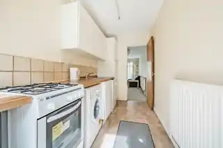18 Jarvis Close, photo 2