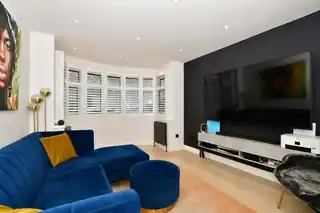 18 Kenmore Road, photo 2