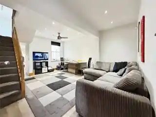 18 Lion Road, photo 2