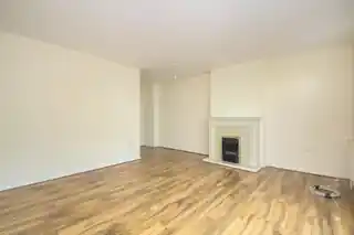 18 Merbury Road, photo 3