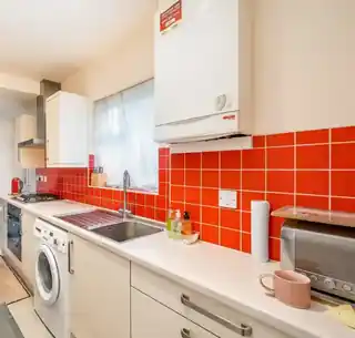 18 Minehead Road, photo 4
