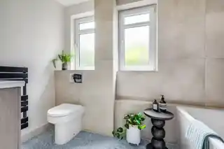 18 Mountcombe Close, photo 4