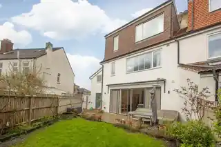 18 Parkthorne Road, photo 4