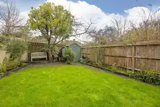 18 Parkthorne Road, photo 3