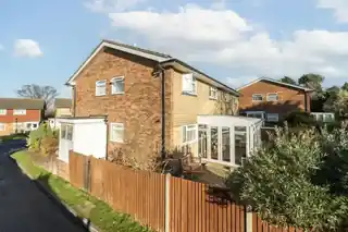 18 Rutherford Close, photo 4