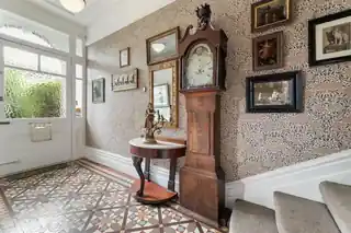 18 Selsdon Road, photo 3