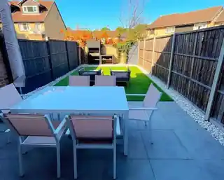 18 Sutherland Drive, photo 2