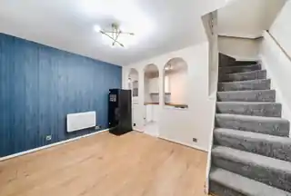 18 Tamworth Lane, photo 2