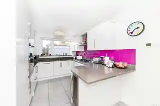 18 Wedgwood Way, photo 4