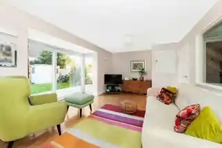 18 Wedgwood Way, photo 2