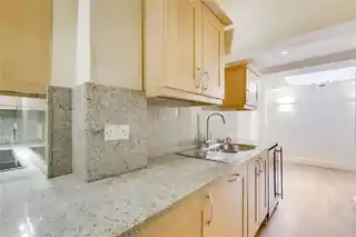 18 Westmoreland Place, photo 4