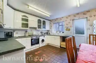 180 Hampton Road West, photo 2