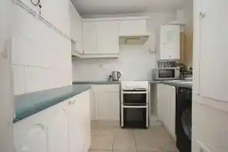 180 Mottisfont Road, photo 4