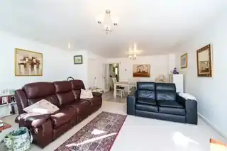 181 Cottenham Park Road, photo 4