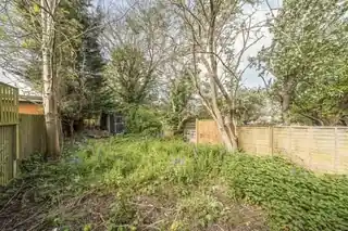 182 Marvels Lane, photo 4