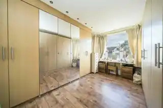 182 Marvels Lane, photo 3